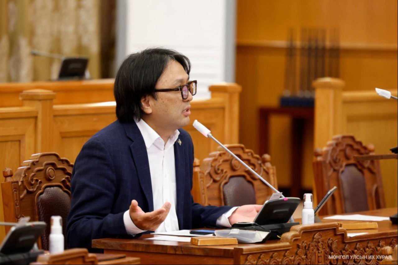 Т.Доржханд улс төрөөс явбал Монгол Улс сүйрнэ гэв үү?!